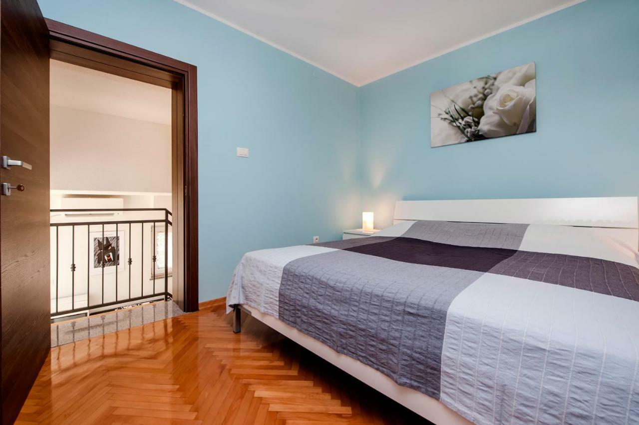 Apartment Anastasia Rovinj Bagian luar foto